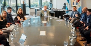 Llaryora se reunió con salas de cine en el marco del programa IECA