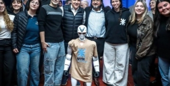 Llaryora entregó aportes a la Sociedad Rural de San Francisco y visitó la UTN regional