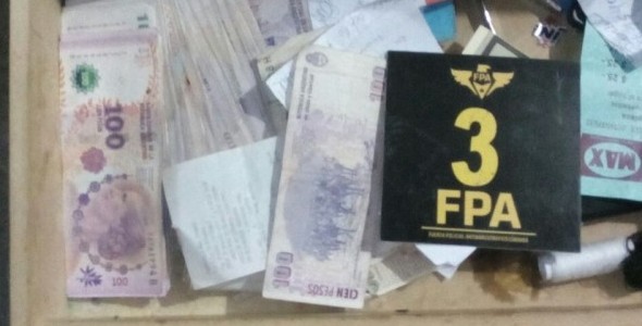 SIETE DETENIDOS Y OCHO PUNTOS DE VENTA DE DROGAS CERRADOS EN UNA SEMANA