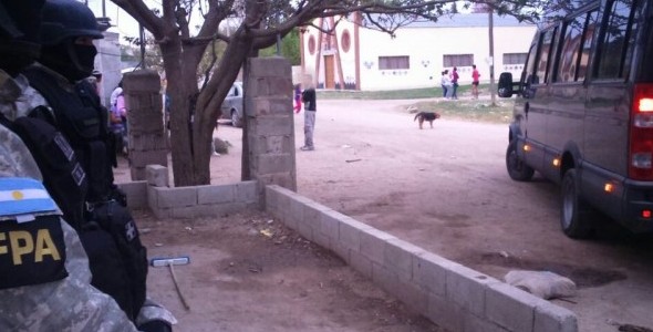 PAREJA DETENIDA CON MÁS DE 500 DOSIS DE DROGAS EN RIO CUARTO