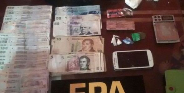 DETIENEN A TRES PERSONAS POR VENTA DE COCAÍNA EN BARRIO SAN MARTÍN