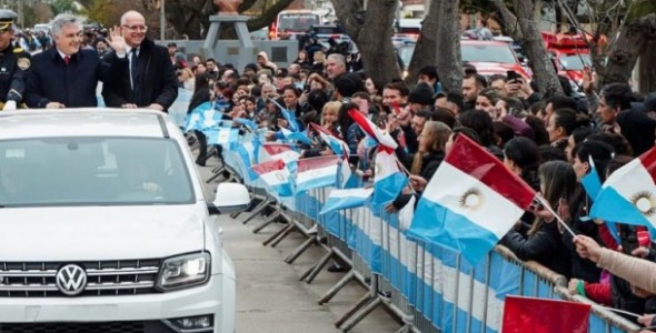 Llaryora presidió las celebraciones por el 114° aniversario de Almafuerte y realizó anuncios