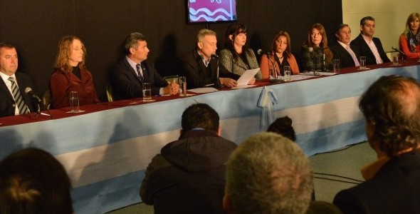 Avilés anunció 77 millones de pesos en obras con recursos propios