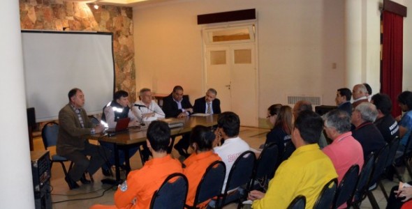 Se dictó en Carlos Paz la charla Meteorología Aplicada a Situaciones de Riesgo