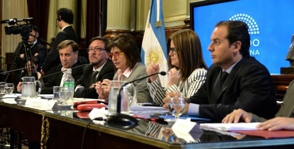 PRESENTARON EL PROYECTO DE LEY DEL FÚTBOL EN EL SENADO