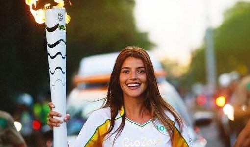 Calu Rivero llevó la antorcha olímpica y hubo desencanto de los deportistas