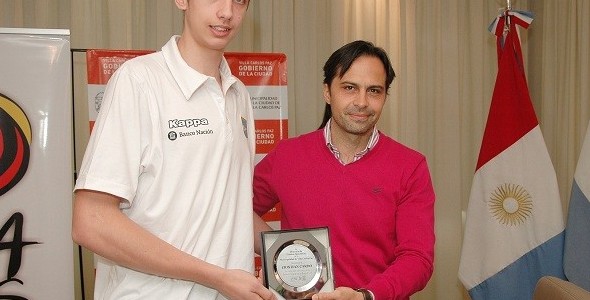 CARLOS PAZ RECONOCIÓ A CRISTIAN CARDO 