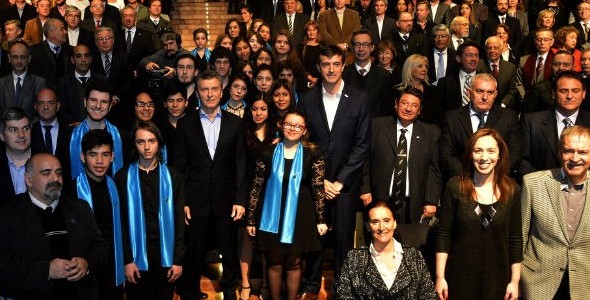 Córdoba firmó el Compromiso por la Educación