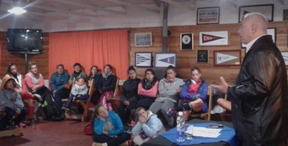 DELLAMAGGIORE: NO SE NECESITA ESA ENERGÍA MENTIROSA PARA PASAR UNA BUENA NOCHE