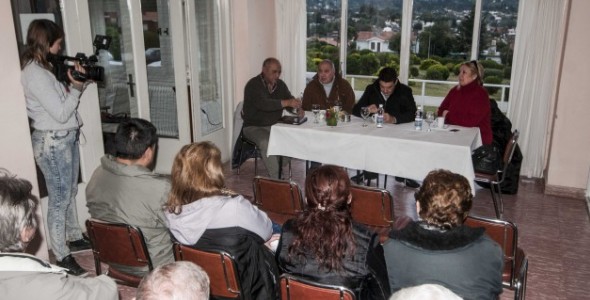 Relaciones Institucionales de La Falda en trabajo permanente