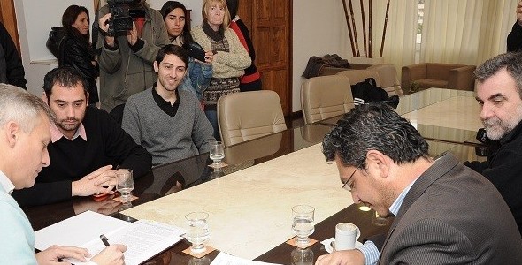 SE REALIZO FIRMA DE CONVENIO PARA 4º EDICIÓN DE LA ESCUELA DE FORMACIÓN POLÍTICA PARA JÓVENES
