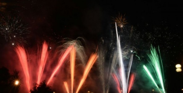 LA FIESTA DE APERTURA DE TEMPORADA Y SHOW DE FUEGOS ARTIFICIALES FUERON 100% SPONSOREADOS