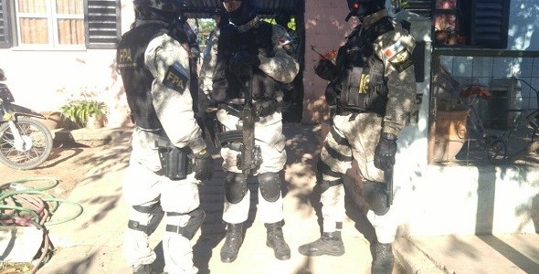 CIUDAD EVITA: DETIENEN A TRES PERSONAS Y CIERRAN DOS PUNTOS DE VENTA DE DROGAS