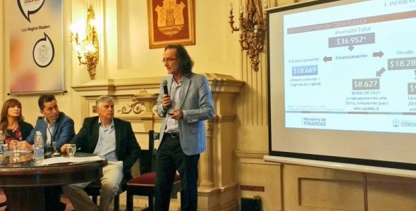 Giordano expuso ante legisladores el Presupuesto 2017 de Córdoba