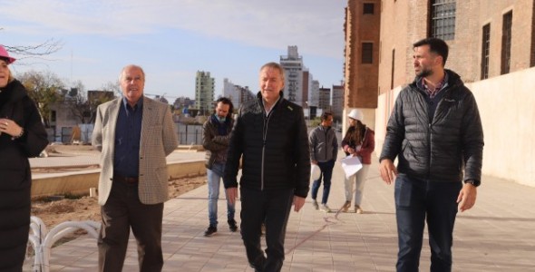 Schiaretti supervisó el avance de obra del Paseo Güemes