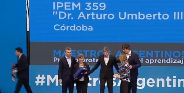 La secundaria IPEM 359 Arturo Illia de Carlos Paz fue premiada por Macri