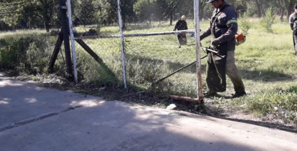 EL  MUNICIPIO REALIZÓ TAREAS DE LIMPIEZA EN EL AUTOMÓVIL CLUB ARGENTINO