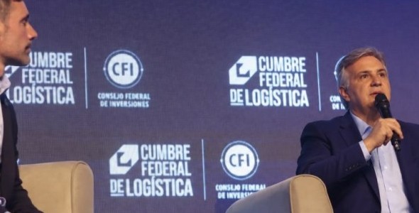 Llaryora destacó la infraestructura y la logística como motores del desarrollo del país