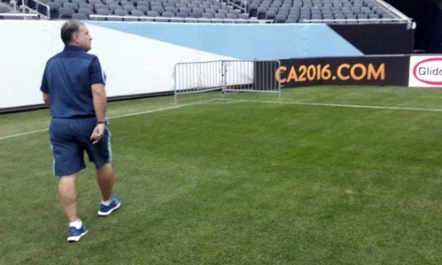 Martino se cansó de los contratiempos y dejó de ser el técnico de la Selección