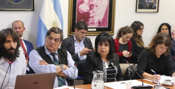 Preocupación por el aumento de precios de los medicamentos y la falta de control estatal