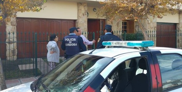 A plena luz del día asaltan en su casa de Carlos Paz, al Dr Ricardo Obregon Cano