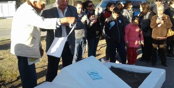 Sentido homenaje a Evita en Carlos Paz a 64 años de su fallecimiento