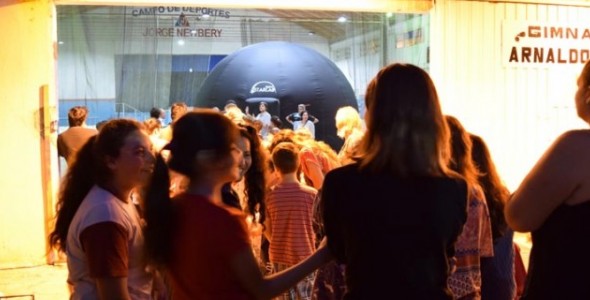 Quedó inaugurado el Planetario Móvil