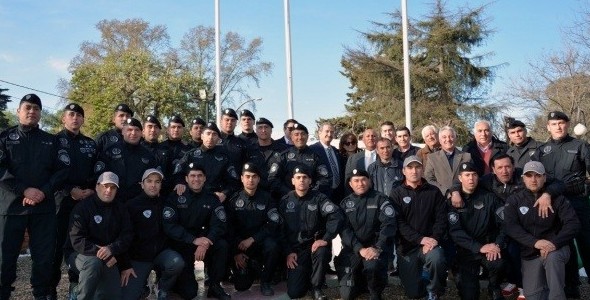 Se inauguró la Plaza de Armas del Cuerpo Especial de Policía