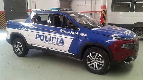 Antes de llegar a los concesionarios, la Toro debuta como móvil de la Policía de Córdoba