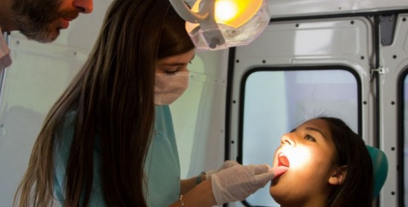 Exámenes gratuitos para detectar el cáncer bucal