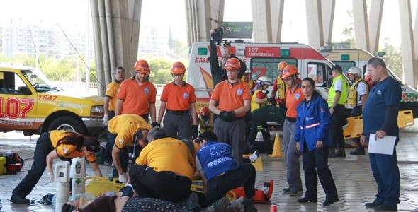 Simulacro de atentado en el estadio Kempes