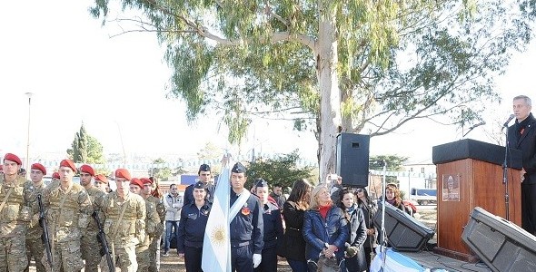 EL BICENTENARIO DE LA INDEPENDENCIA ARGENTINA SE FESTEJÓ EN SOL Y RÍO