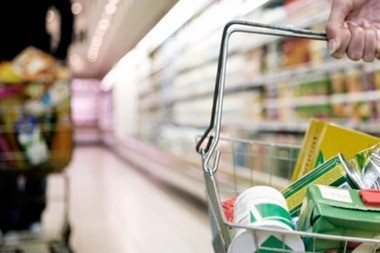 Pese a las promociones, cayó la venta de productos de primeras marcas