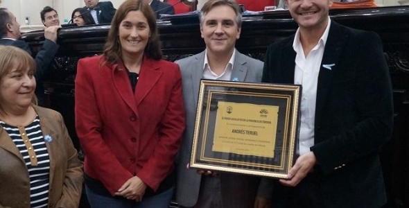 El artista Andrés Teruel reconocido por la Legislatura de Córdoba 