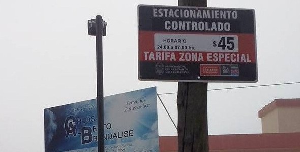 ¿Vecinos de calle Wilde tienen que pagar por estacionar en sus propios frentes? 