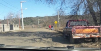Tras las quejas vecinales empezaron a limpiar en las 400 Viviendas de Carlos Paz