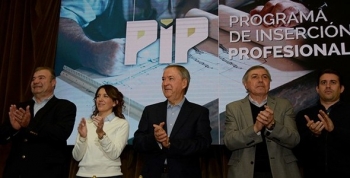 Schiaretti: Vamos a promover la inserción laboral de los profesionales