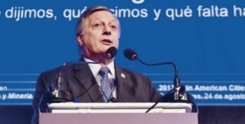 Macri desplazó a Aranguren de Energía y a Cabrera de Producción