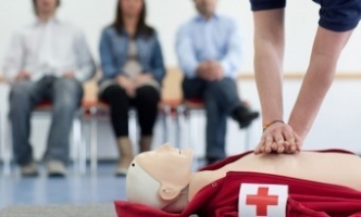 Curso de primeros auxilios en la Capilla del Buen Pastor