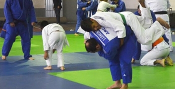Judo paralímpico: Campus de entrenamiento en el Kempes