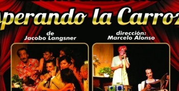 ESPERANDO LA CARROZA EN EL TEATRO ACUARIO DE CARLOS PAZ