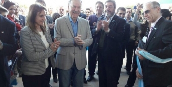 Schiaretti inauguró una escuela en Colonia Tirolesa