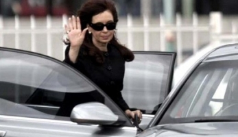 Citan a indagatoria a Cristina Kirchner por irregularidades al adjudicar obra pública