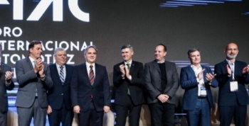 Llaryora destacó el potencial de la industria automotriz cordobesa