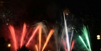 LA FIESTA DE APERTURA DE TEMPORADA Y SHOW DE FUEGOS ARTIFICIALES FUERON 100% SPONSOREADOS