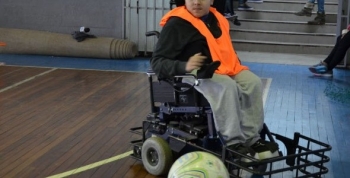 El powerchair, deporte sensación en el Estadio Kempes