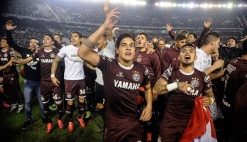 El 19 de agosto larga el fútbol y el Gobierno bajó la oferta por los derechos de TV