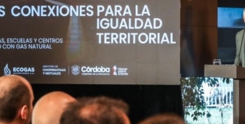 Llaryora presentó Gas para Crecer