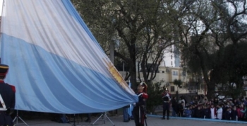 EL REGIMIENTO DE GRANADEROS A CABALLO ESTÁ EN CARLOS PAZ
