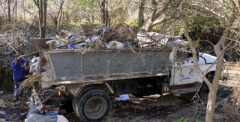 Limpieza del Arroyo La Higuerita en Villa Giardino
